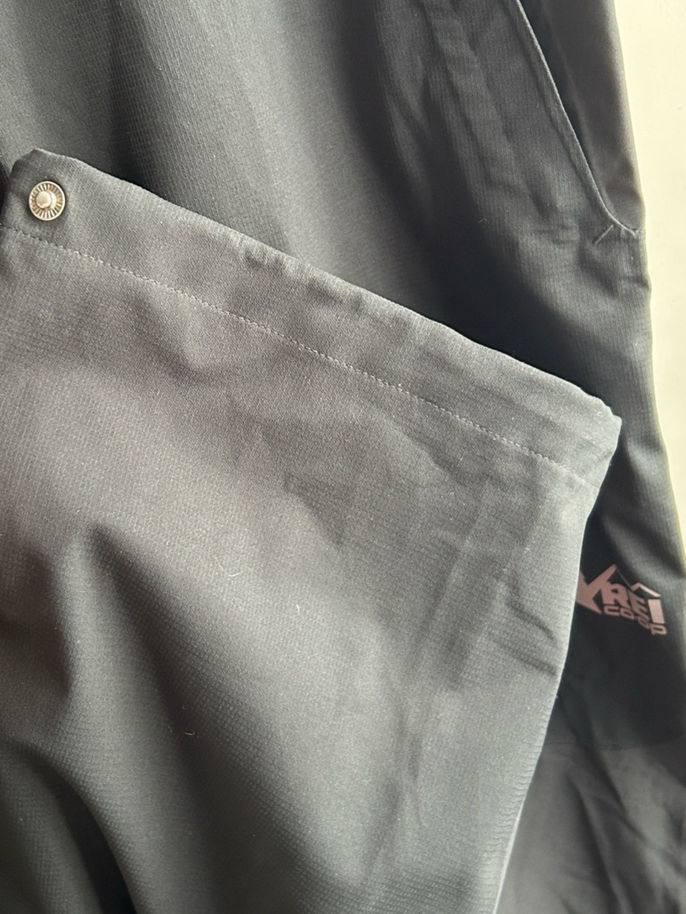 REI Co-op Peak Hiking Pants Men’s Large 30L Black Lightweight Trail Outdoor - Picture 13 of 16